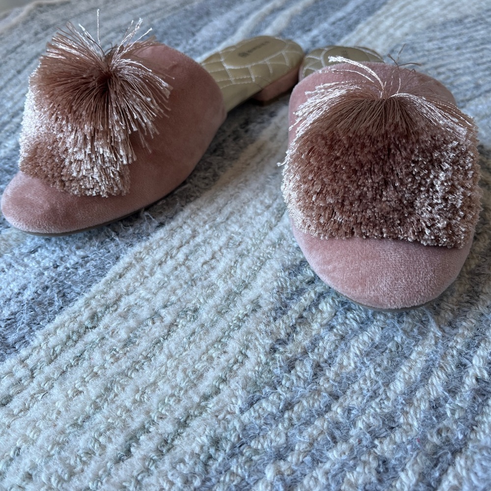 Birdies The Songbird Mule Pom Pom Blush Dusty Pink Velvet Slippers | Size 8.5 - Picture 4 of 10